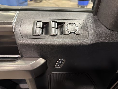 Used 2018 Ford F150 XLT w/ Equipment Group 302A Luxury image 14