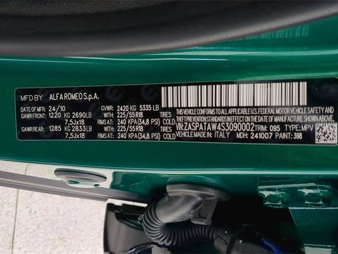 New 2025 Alfa Romeo Tonale w/ Premium Package image 42