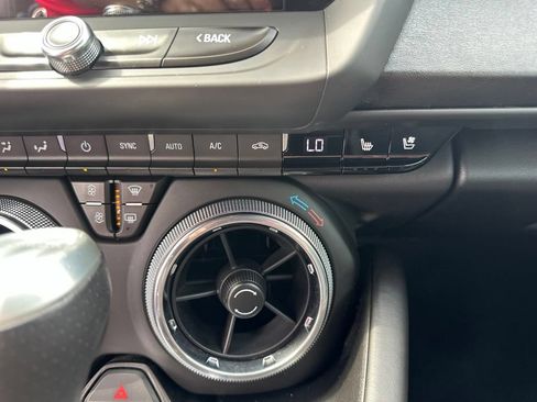 Used 2018 Chevrolet Camaro LT RWD image 18