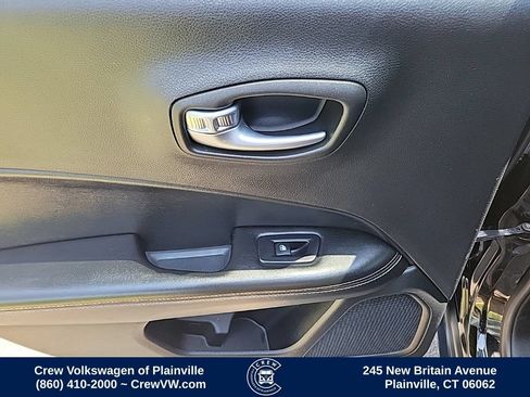 Used 2019 Jeep Compass Latitude AWD/4WD image 48