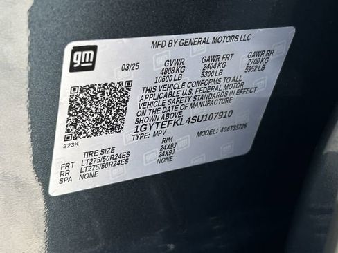 New 2025 Cadillac Escalade IQ Sport 2 image 31