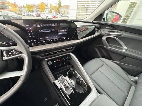 New 2025 Audi Q5 2.0T Premium Plus image 33