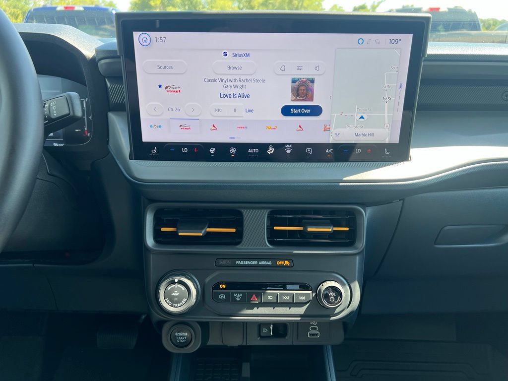 Used 2025 Ford Maverick Tremor AWD/4WD image 27