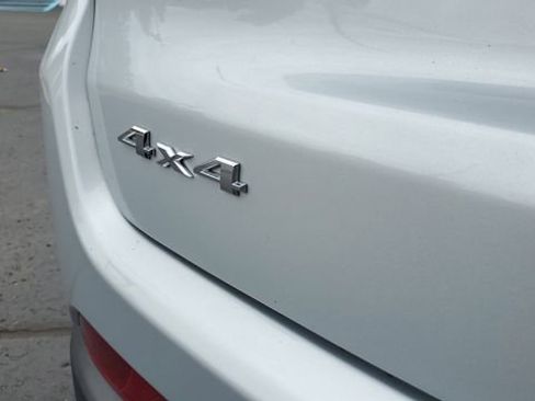 Certified 2024 Jeep Compass Latitude image 23