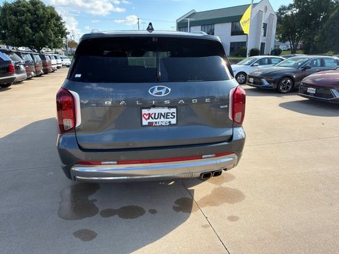 Used 2024 Hyundai Palisade Calligraphy AWD/4WD image 9