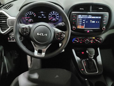 Used 2022 Kia Soul LX w/ Technology Package image 22