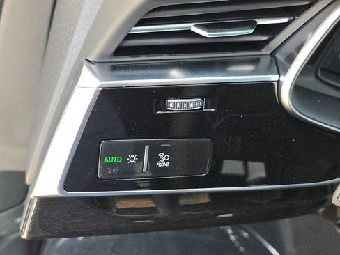 New 2026 Audi Q8 Premium Plus image 29