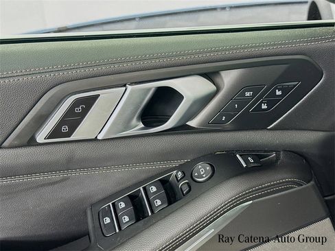 Used 2019 BMW X5 xDrive50i w/ Luxury Seating Package image 18