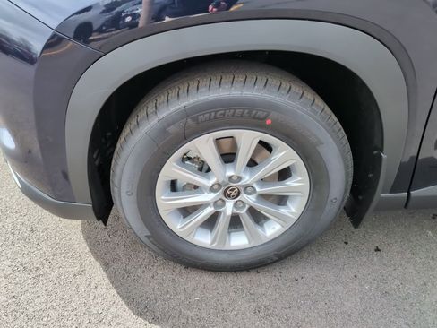 New 2026 Toyota Grand Highlander XLE AWD/4WD image 9