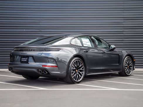 New 2026 Porsche Panamera RWD image 7