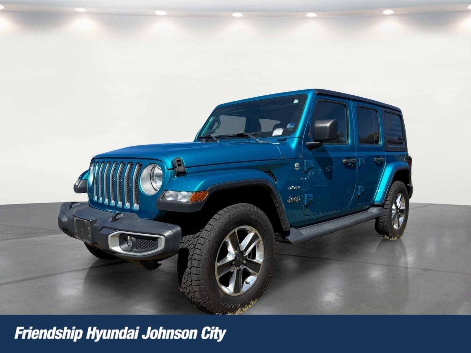 Used 2020 Jeep Wrangler Unlimited Sahara w/ Cold Weather Group AWD/4WD image 1