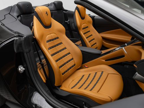 Certified 2025 Ferrari Roma Spider RWD image 49