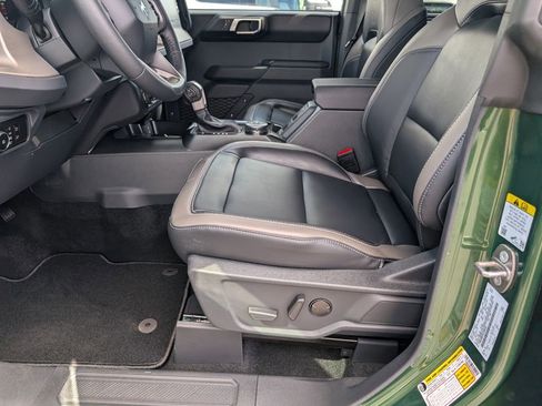 New 2025 Ford Bronco Outer Banks image 8