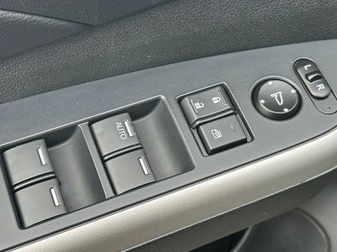 Used 2013 Honda CR-V EX-L image 13