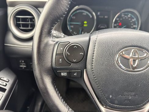 Used 2017 Toyota RAV4 XLE AWD/4WD image 7