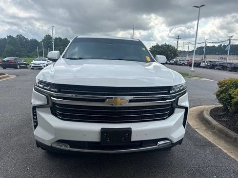 Used 2022 Chevrolet Tahoe LT w/ LT Signature Plus Package RWD image 2
