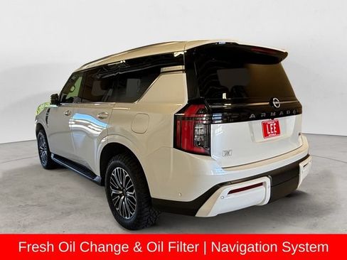 Used 2025 Nissan Armada SL AWD/4WD image 3