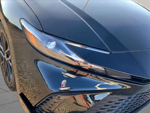 Used 2025 Toyota Camry SE FWD image 28
