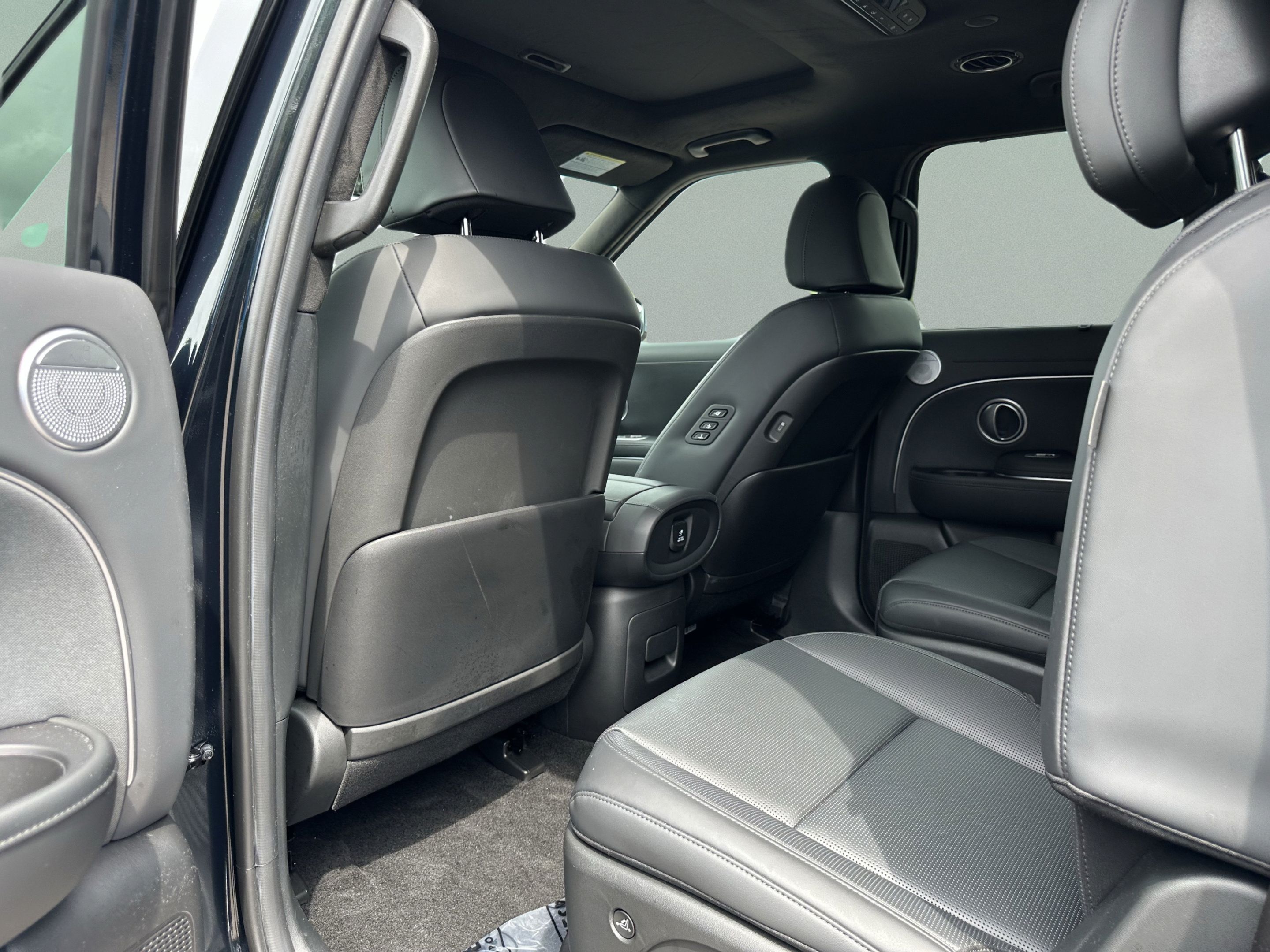 Used 2026 Hyundai Palisade Calligraphy FWD image 15