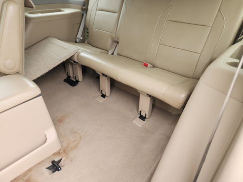 Used 2014 Nissan Armada Platinum w/ 2nd Row Captain Seat Package AWD/4WD image 35