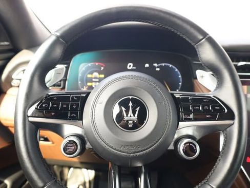 Used 2023 Maserati Grecale GT image 14