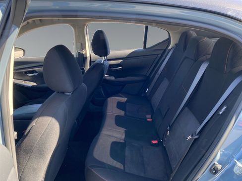 Used 2025 Nissan Sentra SR w/ Midnight Edition FWD image 13
