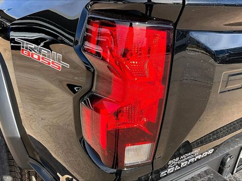 New 2026 Chevrolet Colorado Trail Boss AWD/4WD image 15