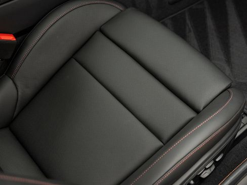 Certified 2026 Porsche 911 Carrera GTS RWD image 33