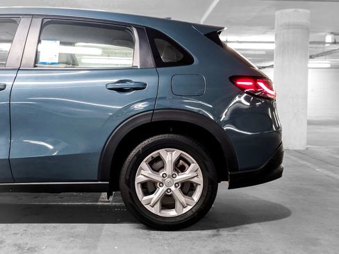 Certified 2024 Honda HR-V LX image 15