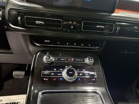 Used 2021 Lincoln Nautilus Reserve w/ Monochromatic Package image 21