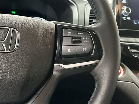 Certified 2025 Honda Odyssey EX-L image 18