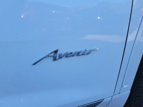 New 2026 Buick Enclave Avenir w/ Super Cruise Package image 9