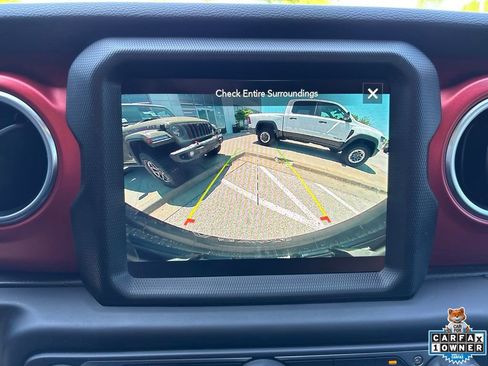 Used 2022 Jeep Wrangler Unlimited Rubicon w/ LED Lighting Group AWD/4WD image 57