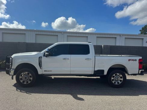 Used 2025 Ford F250 Lariat w/ Chrome Package AWD/4WD image 3