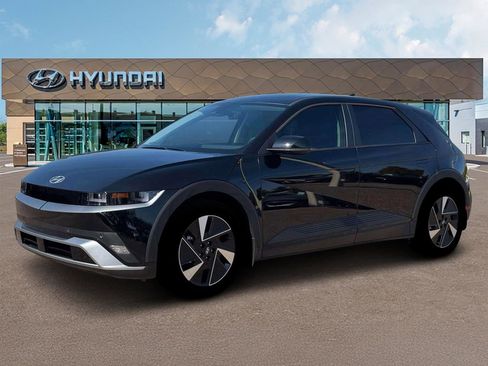New 2026 Hyundai Ioniq 5 SEL image 2