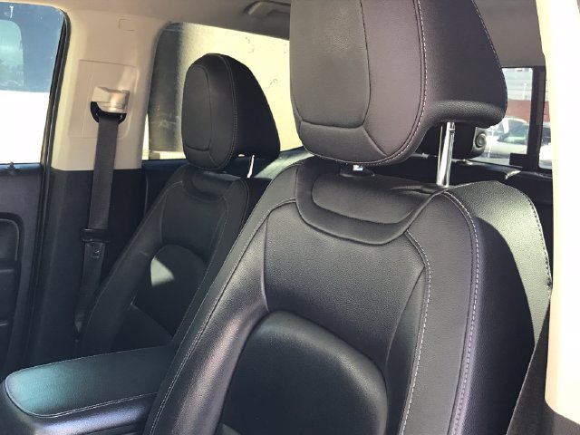 Used 2018 Chevrolet Colorado LT w/ Luxury Package, Chrome AWD/4WD image 34