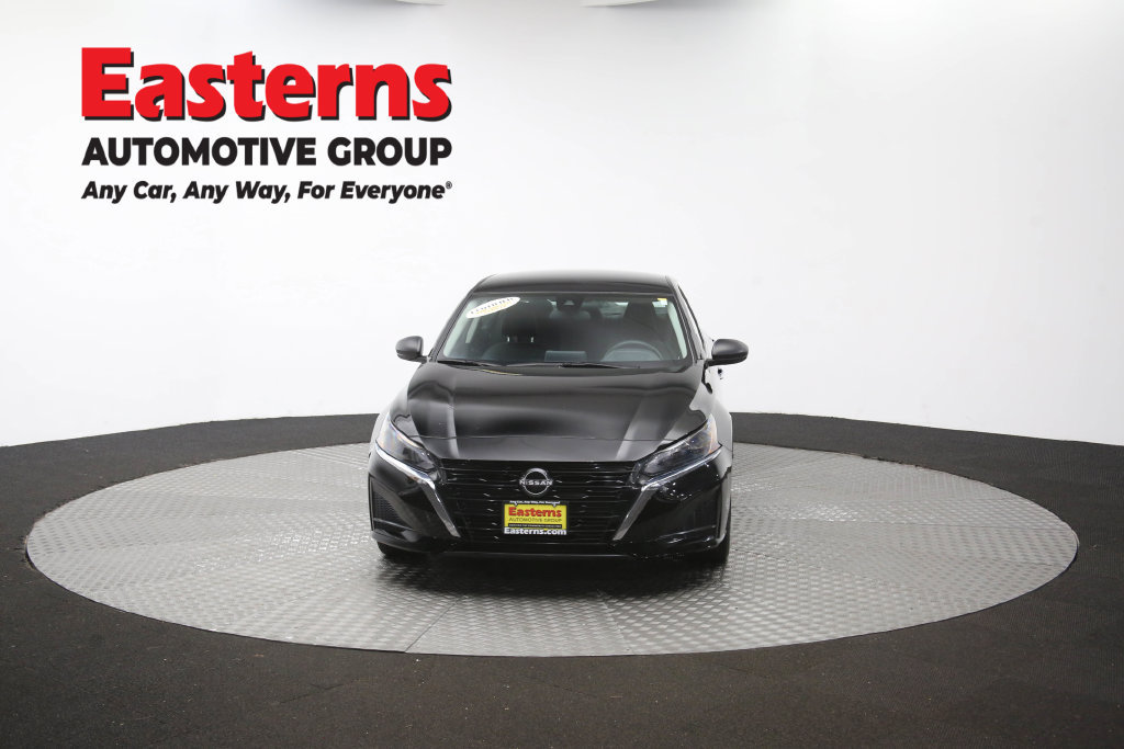 Used 2024 Nissan Altima 2.5 SV FWD image 55