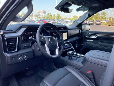 Certified 2026 GMC Sierra 1500 Denali w/ Denali Reserve Package AWD/4WD image 11