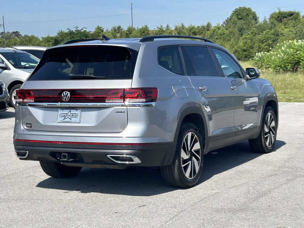 Used 2024 Volkswagen Atlas SE AWD/4WD image 7