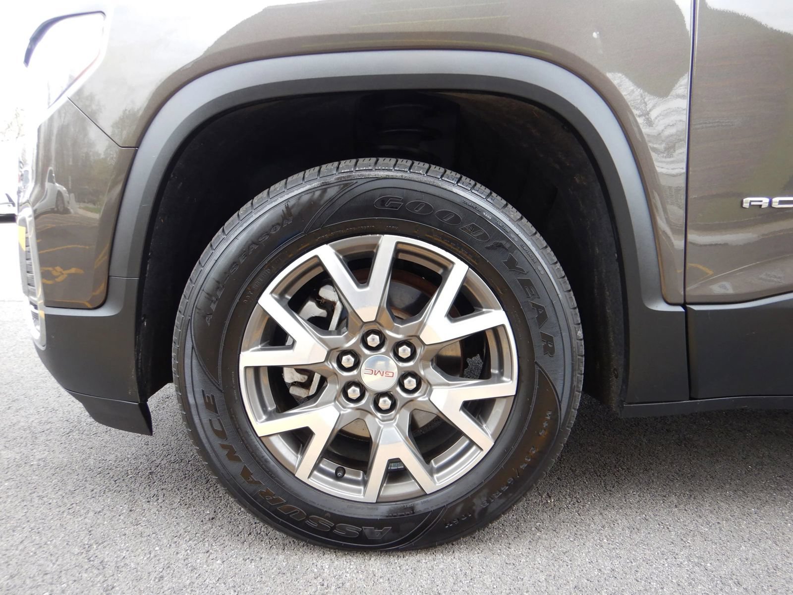 Used 2020 GMC Acadia SLE AWD/4WD image 29