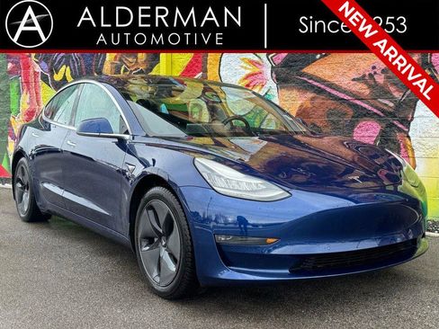 Used 2018 Tesla Model 3 Long Range image 1