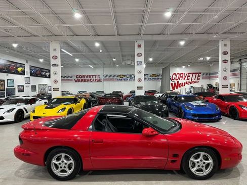 Used 1998 Pontiac Firebird Formula w/ Opt Pkg image 5