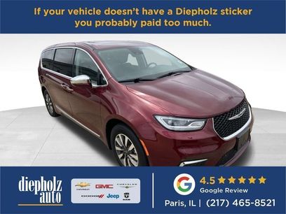Used 2022 Chrysler Pacifica Limited