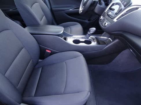 Used 2023 Chevrolet Malibu LT image 8