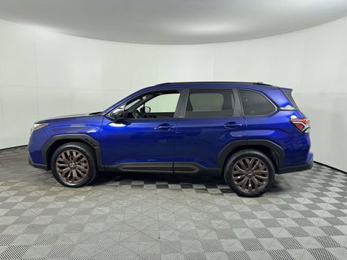 Used 2025 Subaru Forester Sport image 11