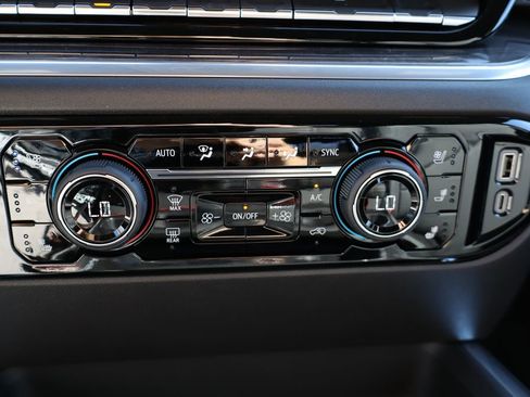 New 2026 Chevrolet Silverado 2500 LTZ w/ LTZ Premium Package image 22