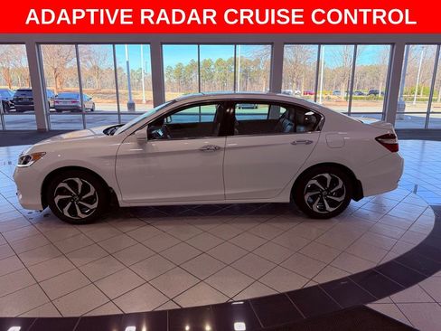 Used 2017 Honda Accord EX-L image 4