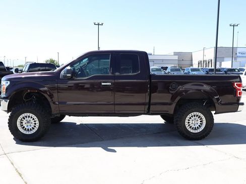 Used 2018 Ford F150 XLT w/ Equipment Group 302A Luxury RWD image 3
