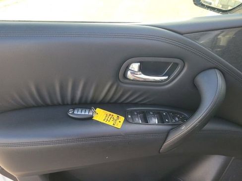 Used 2024 Nissan Armada SV image 16