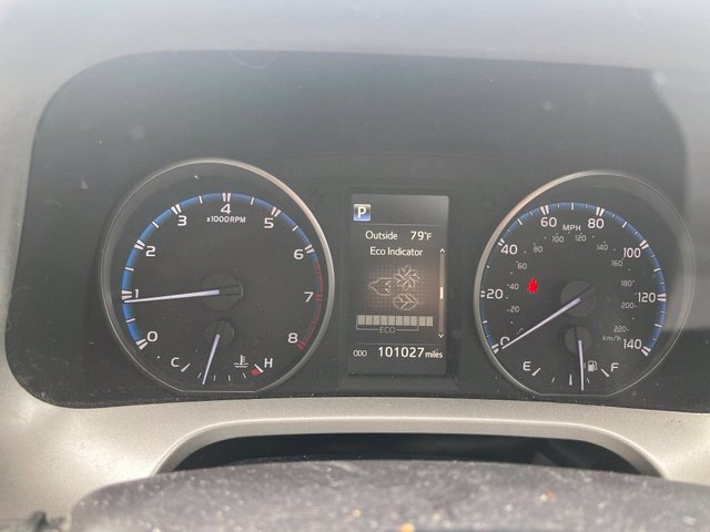 Used 2018 Toyota RAV4 XLE AWD/4WD image 17